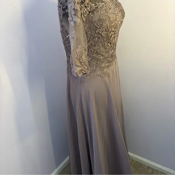 JJs House Zuzana Sequins/Lace Wedding/Evening Dress, NWT, Size 14( like a 12) - Picture 4 of 16